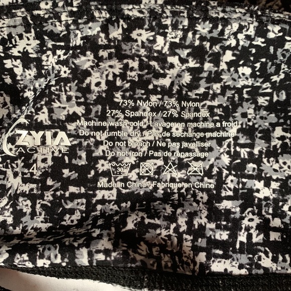 Zyia Active Mosaic Light N Tight Yoga Gym Capri sz 4 - Picture 3 of 5